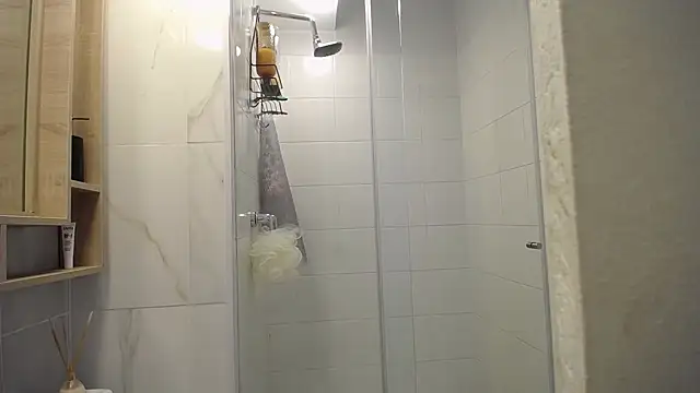 Santiago kiler online show from 10-06-25, 01:12