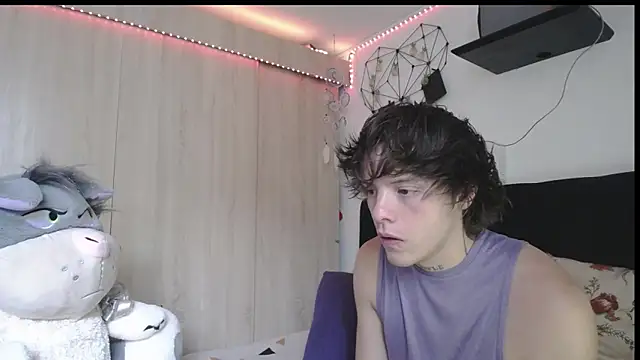 Santiago kiler online show from 04-09-26, 03:51