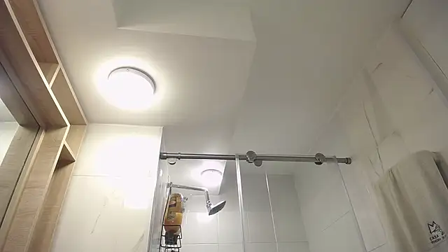 Santiago kiler online show from 10-09-25, 03:34