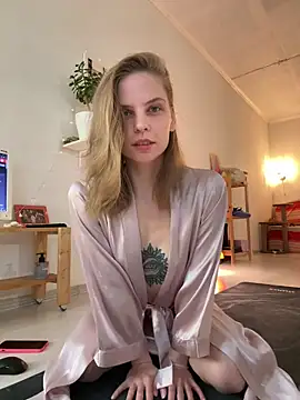 LeyaJohnson online show from 04-19-26, 02:51