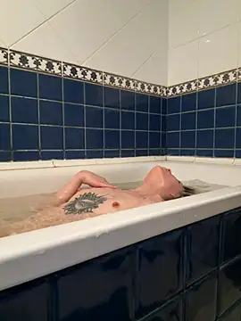 LeyaJohnson online show from 04-18-26, 12:40