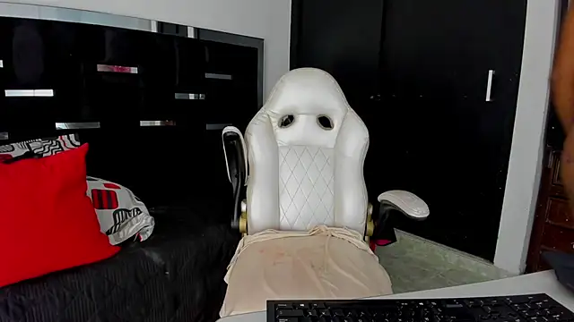 Dollperverthot online show from 11-05-25, 11:57