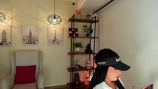 Sassy--Girl online show from 02-11-26, 06:08