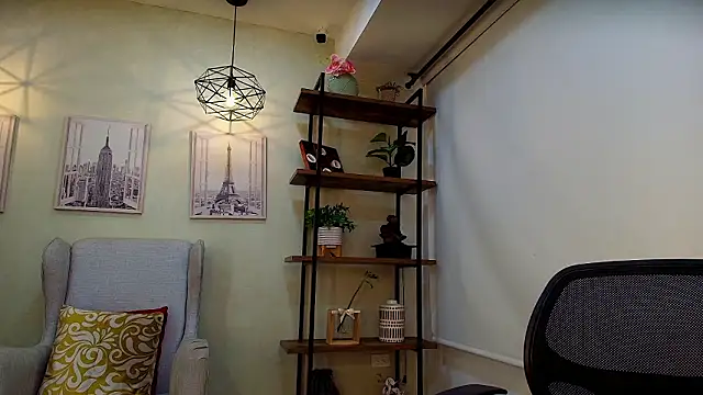 Sassy--Girl online show from 02-27-26, 06:30