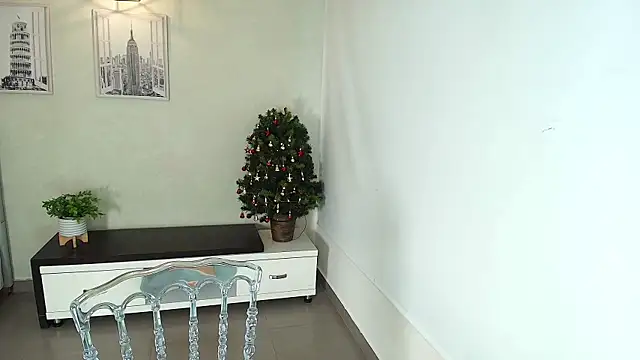 Sassy--Girl online show from 11-26-25, 06:08