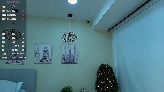 Sassy--Girl online show from 11-24-25, 09:48