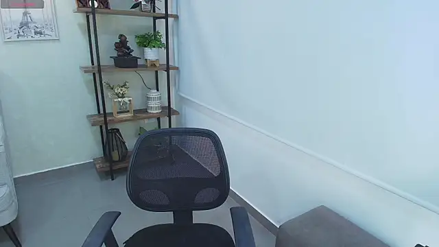 Sassy--Girl online show from 04-14-26, 06:13