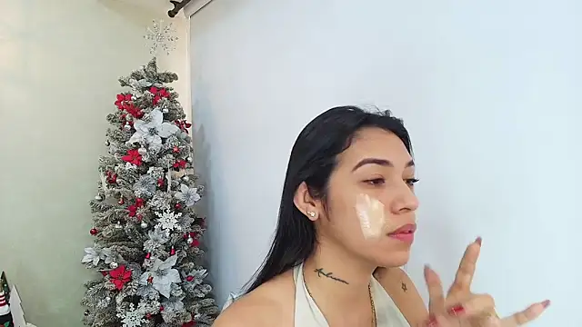 Sassy--Girl online show from 12-21-25, 12:40