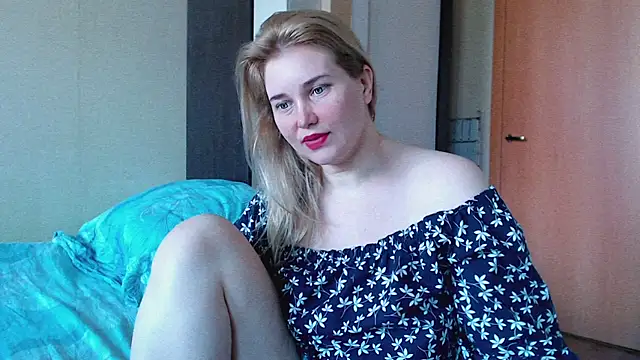Snapshot of mmmPinUpGirl chatting on 06-30-26, 08:14 mmmPinUpGirl online show from 06-30-26, 08:14