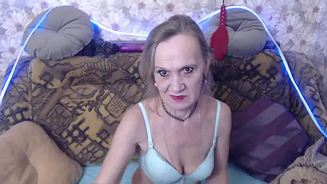 MissBekker online show from 12-19-25, 05:59