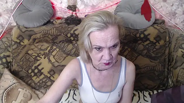 Snapshot of MissBekker chatting on 01-19-25, 07:04 MissBekker online show from 01-19-25, 07:04