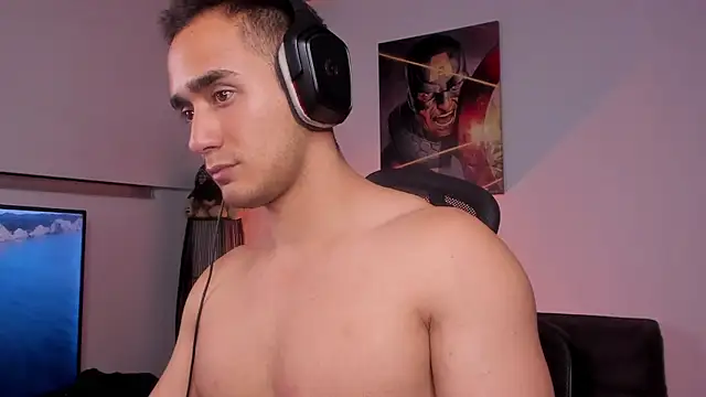 Snapshot of AlexRivera6 chatting on 01-28-25, 01:29 AlexRivera6 online show from 01-28-25, 01:29