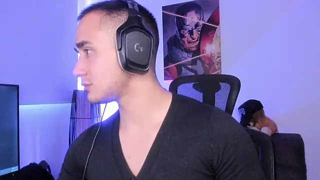 Snapshot of AlexRivera6 chatting on 12-22-24, 11:22 AlexRivera6 online show from 12-22-24, 11:22