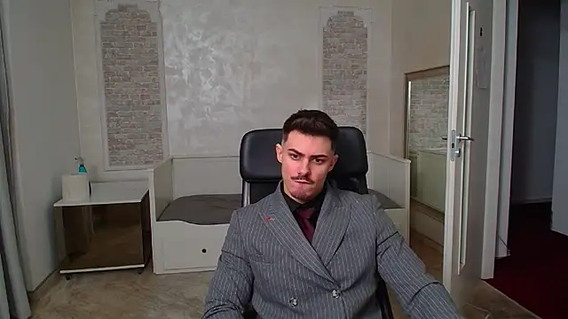 WilsonJules online show from 01-24-25, 06:35