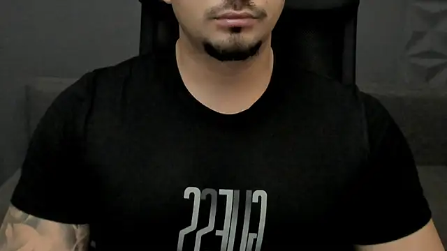 TonyWilcox online show from 11-13-25, 05:44