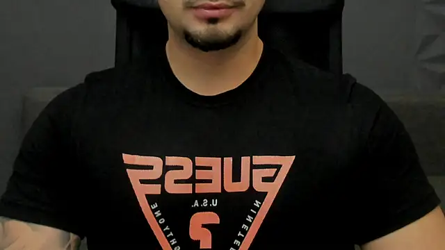 TonyWilcox online show from 11-14-25, 06:28