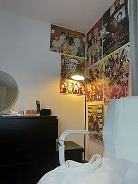 xSelena online show from 03-16-25, 11:15