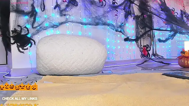 ohyesly  online show from 10-06-25, 10:49