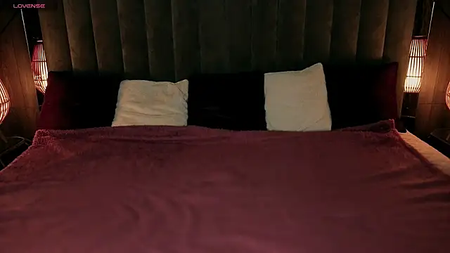 Daphne Moss online show from 05-10-26, 12:53