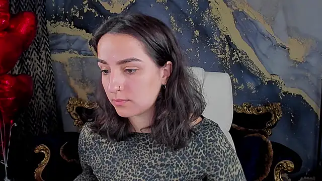 Daphne Moss online show from 02-20-25, 02:13