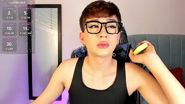 Snapshot of Chris_boy_ chatting on 02-22-26, 09:44 Chris boy online show from 02-22-26, 09:44