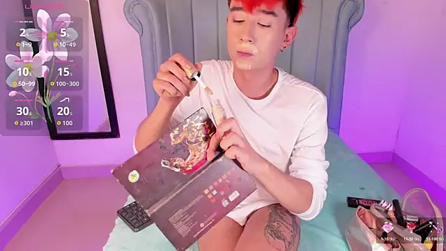 Chris boy  online show from 05-13-26, 12:12