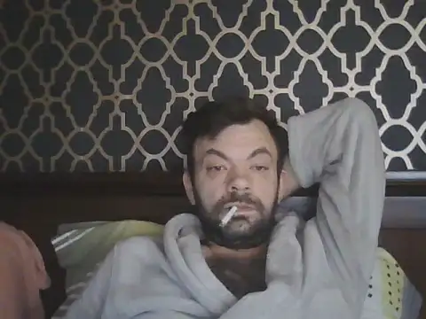 Snapshot of jakerusso chatting on 10-12-25, 06:48 jakerusso online show from 10-12-25, 06:48