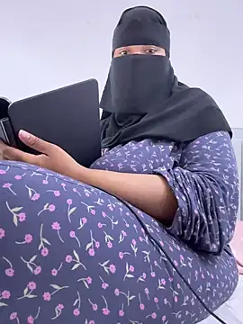 Submissive Arab online show from 12-01-24, 06:57