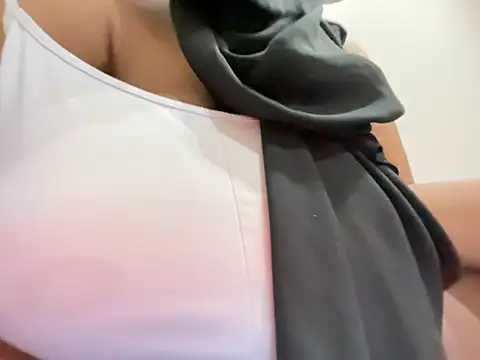 Submissive Arab online show from 07-05-26, 10:05