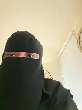 Submissive Arab online show from 05-29-26, 11:33