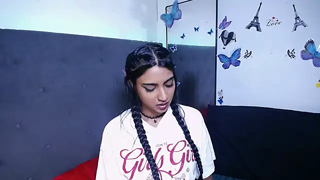 Delilah Blazee online show from 11-10-25, 04:45