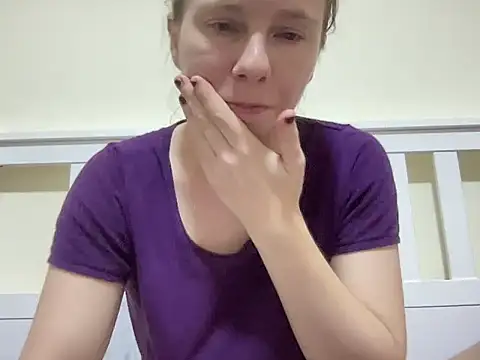 SweetLucy96 online show from 11-20-25, 11:44