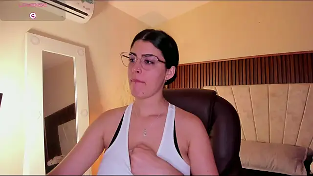  Niah  online show from 09-25-25, 08:37