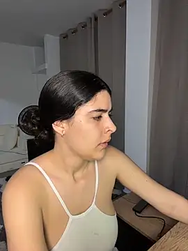  Niah  online show from 04-06-26, 12:50