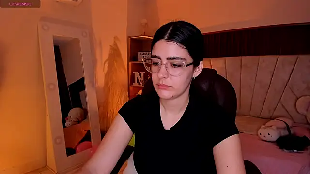  Niah  online show from 04-13-26, 09:19