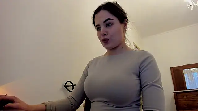 MistressMilana online show from 01-17-26, 03:37