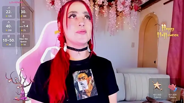 Mia-Bloom online show from 10-22-25, 01:27