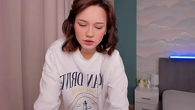 Snapshot of Eva_Doo chatting on 10-03-25, 10:22 Eva Doo online show from 10-03-25, 10:22