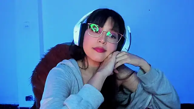 Little Lisy online show from 12-03-25, 04:13