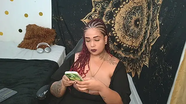 Amaranthagolldiie online show from 04-11-26, 11:41