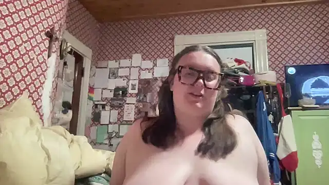 rosaliehale online show from 05-20-26, 01:46