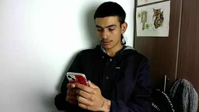 sorry-mom69 online show from 09-26-25, 11:11