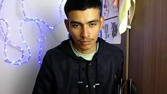 sorry-mom69 online show from 11-28-25, 06:08