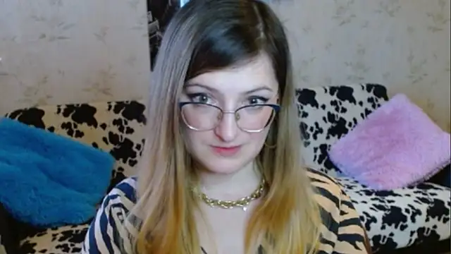 Arielsssplash online show from 09-30-25, 02:01