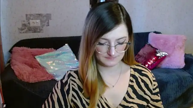 Arielsssplash online show from 11-20-25, 07:53