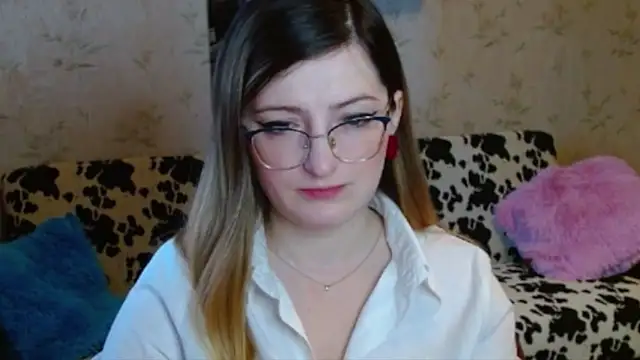 Arielsssplash online show from 10-16-25, 06:54