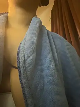 nickytheehawtie online show from 03-18-26, 02:08