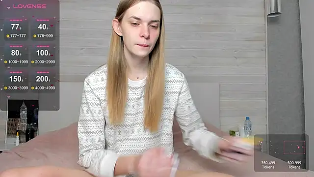 Snapshot of molly_hunt_ chatting on 01-30-25, 03:33 molly hunt online show from 01-30-25, 03:33