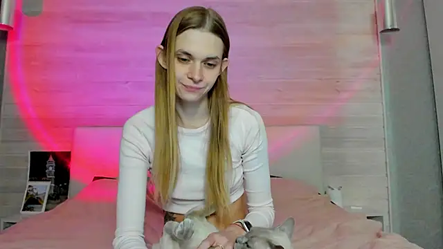 molly hunt  online show from 02-02-26, 05:56