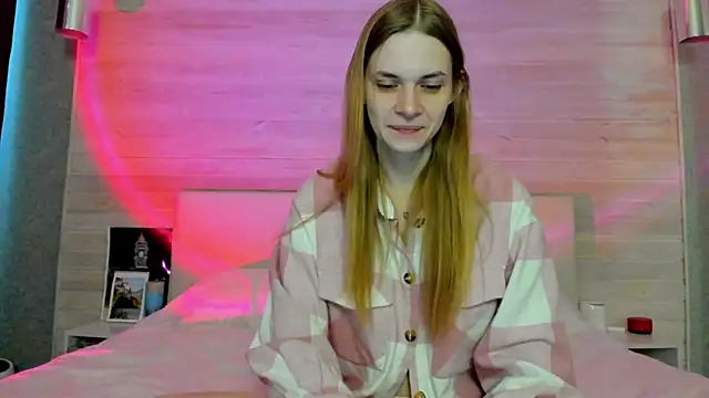 molly hunt  online show from 02-27-26, 04:01